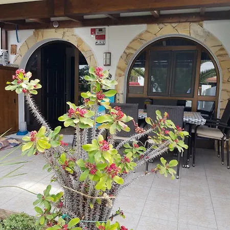 Dom wakacyjny Chalet For 4 People In A Quiet Area In The North Of Fuerteventura Parque Holandes